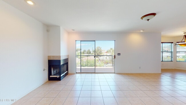 Photo - 6256 Escondido Dr