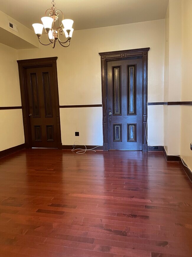 Photo - 1711 Spring Garden St Unit 2F