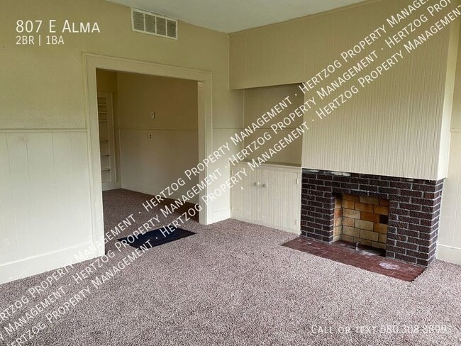 Photo - 807 E Alma-