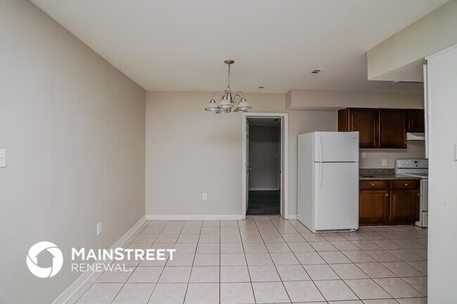 Photo - 6129 Hialeah St