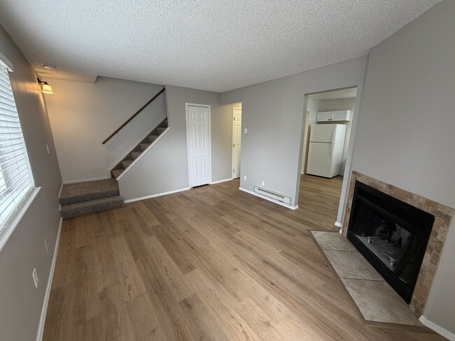 Photo - 579 Winnie Way