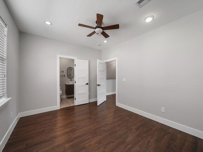 Photo - 3006 Chenevert St