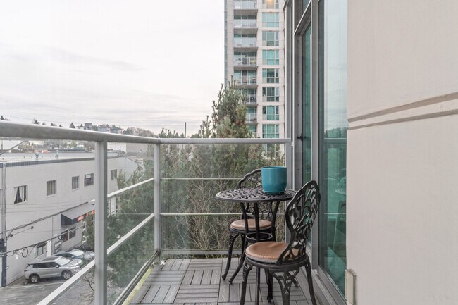 Photo - 168e Esplanade Ave Unité SI ID1438322P