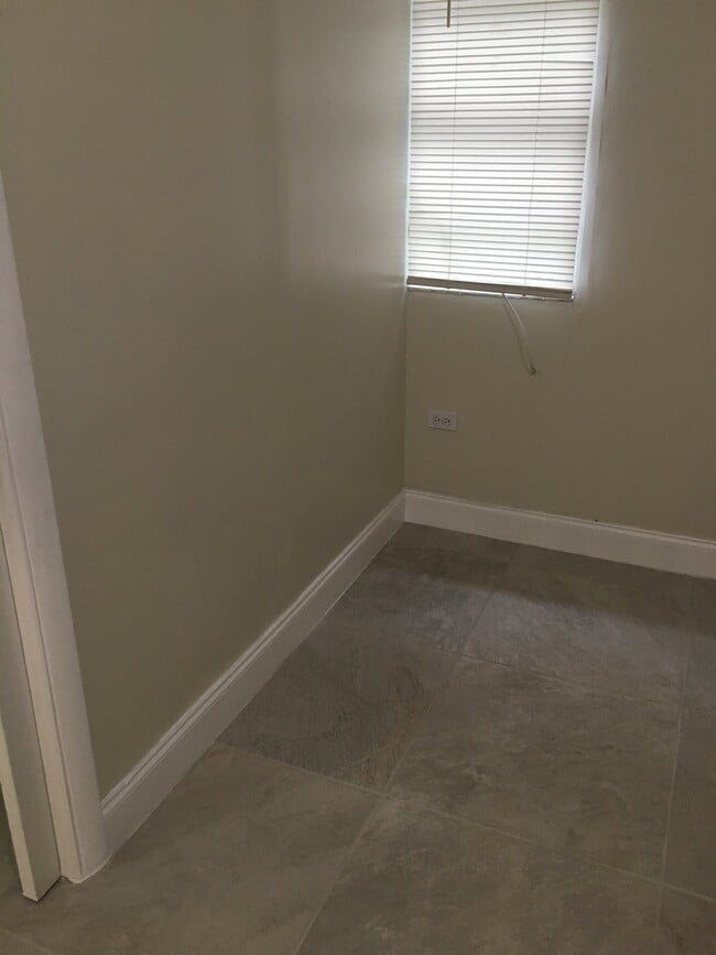 43 NW 43rd Ave