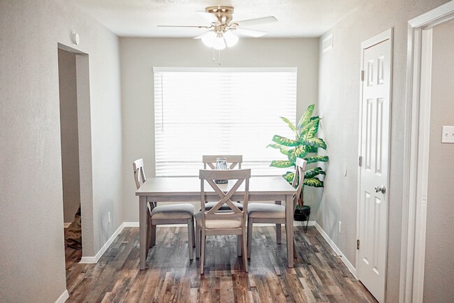 Photo - Woodward Place