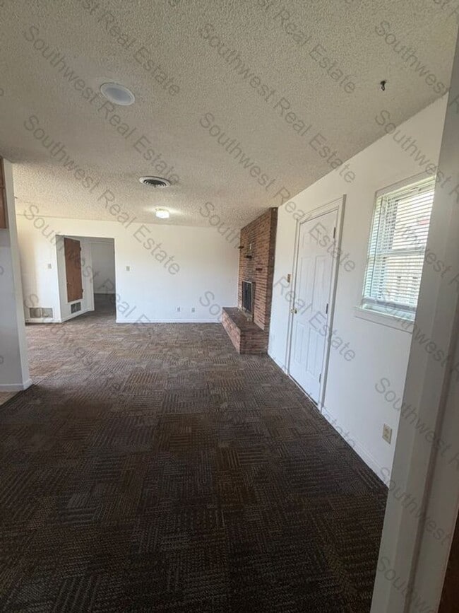Photo - Spacious 2 Bedroom 1 bath duplex