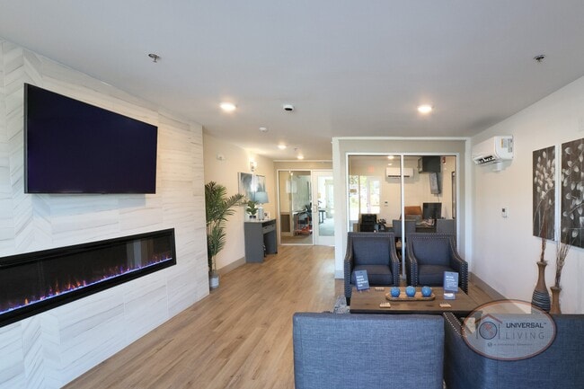 Leasing Office - Altitude @ 6313