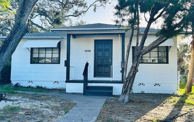 Building Photo - 2506 Auburn St S Rental