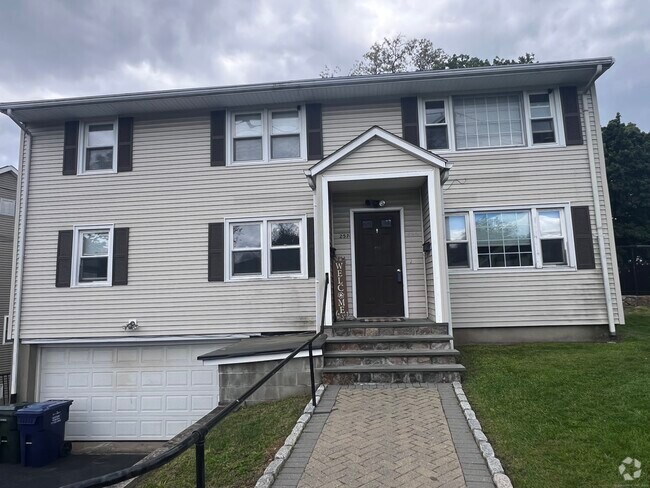 Building Photo - 255 Jennings Rd Rental