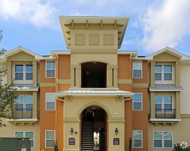 Fountains at Lingo Cove Apartments