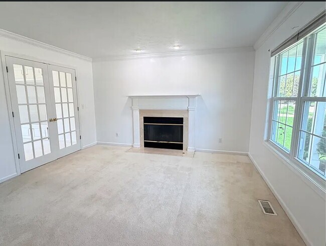 611 Buttercup Dr
