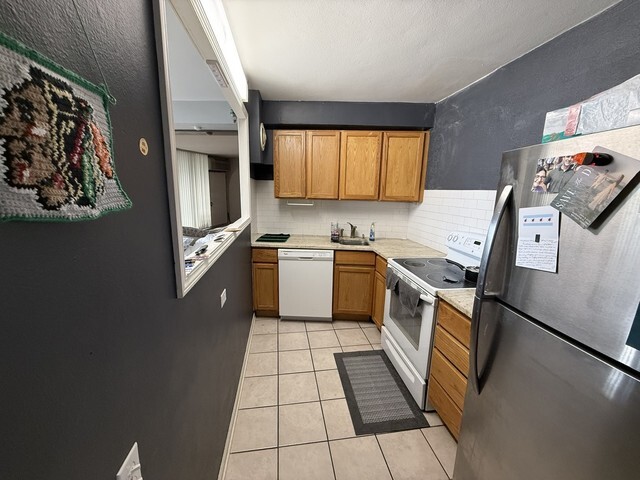 Photo - 300 N State St
