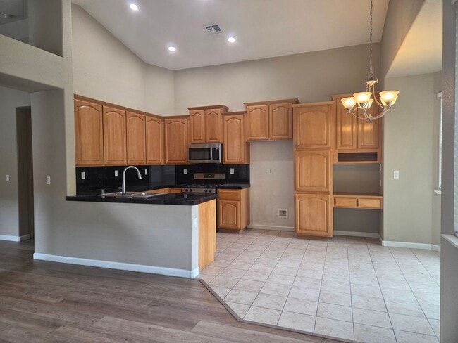 Photo - Desirable Empire Ranch 3 Bdrm, 2 Bath