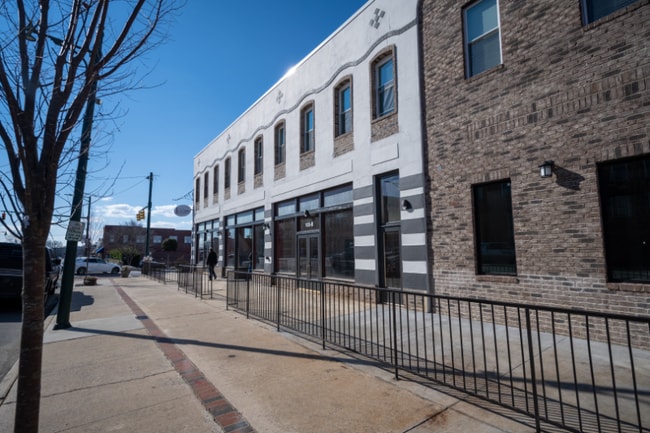 Photo - 103 N 1st St Unidad 102