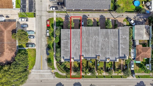 Photo - 1402 SW 4th Ave