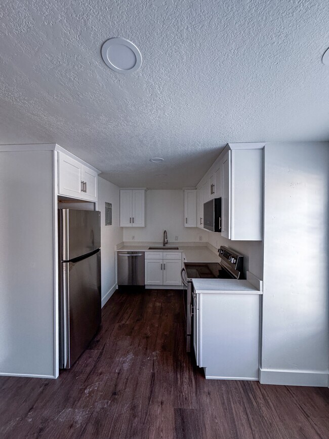 Photo - 724 W 1720 N