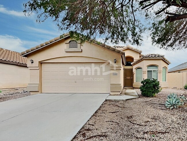 Building Photo - 15848 W Linden St