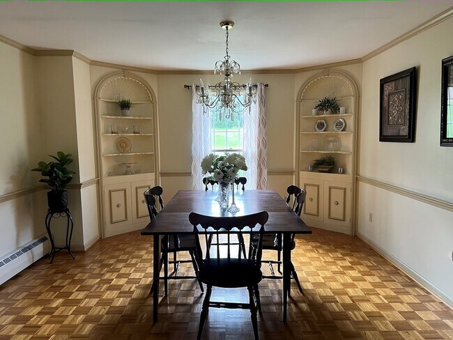 Photo - 125 Nottingham Dr