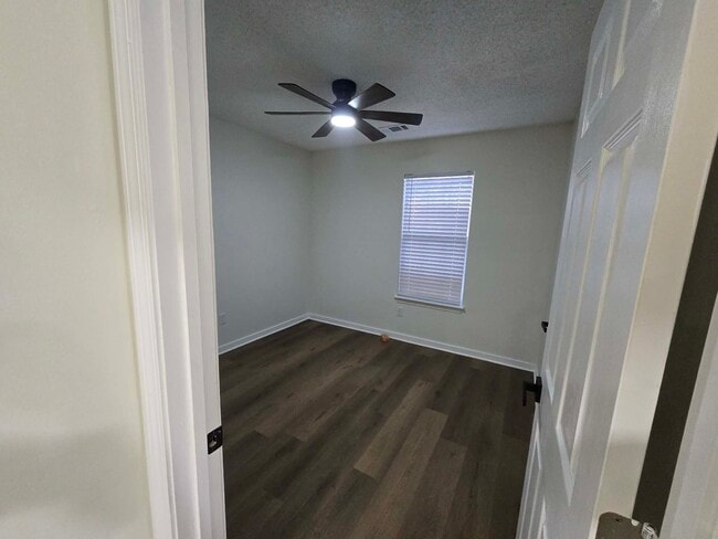 Photo - 7259 Northbrook Dr