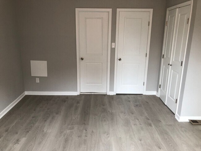 Photo - 1637 S Marston St