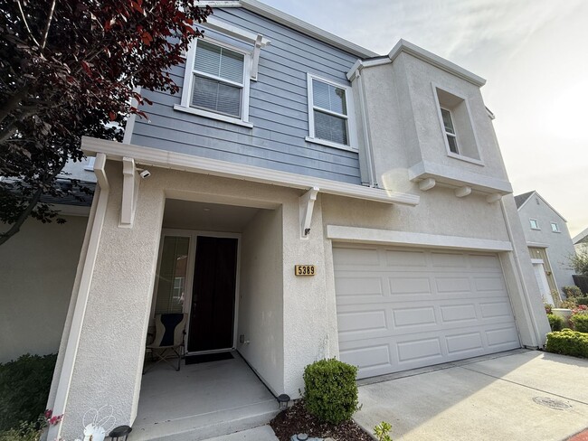 5389 Sable Wood Ln