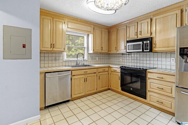 Photo - 3416 Wisterwood Ln