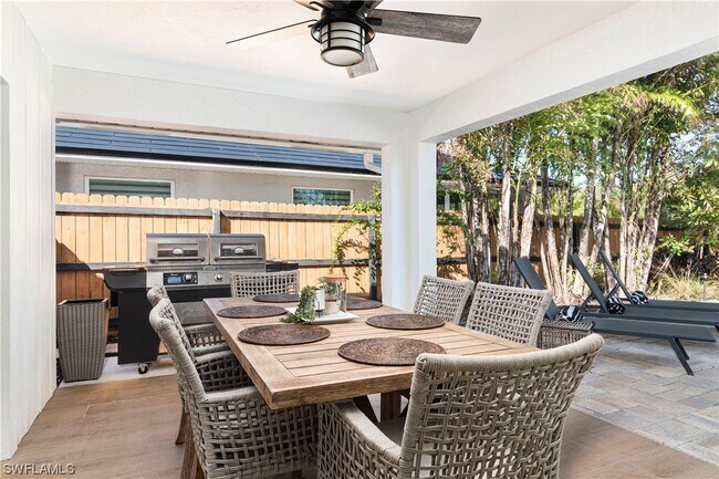 Photo - 695 100th Ave N