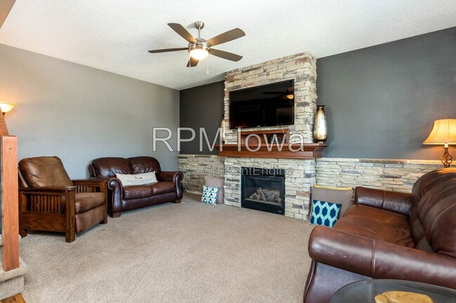 Photo - 1651 SW Arlan Dr