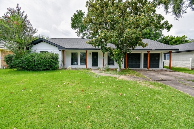 Building Photo - 5019 Stillbrooke Dr Rental