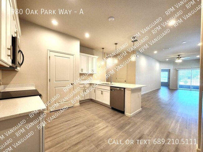 Photo - 2980 Oak Park Way