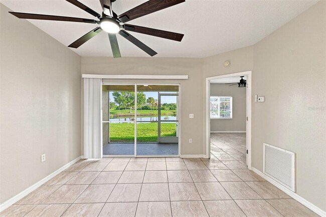 Photo - 6421 Cypressdale Dr Unit 101