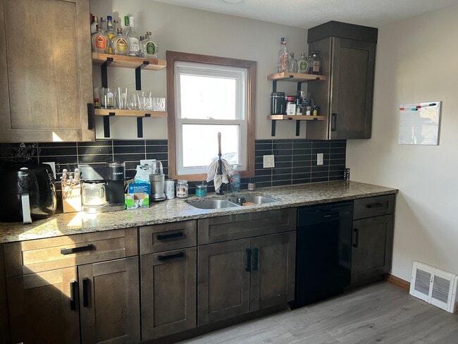 Photo - 2120 S Norton Ave