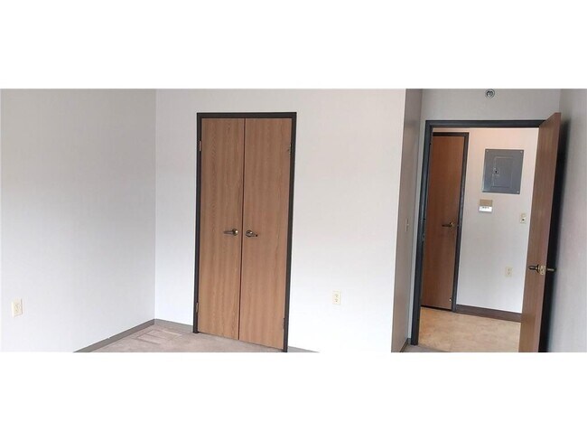 Photo - 1602 Pioneer Ct