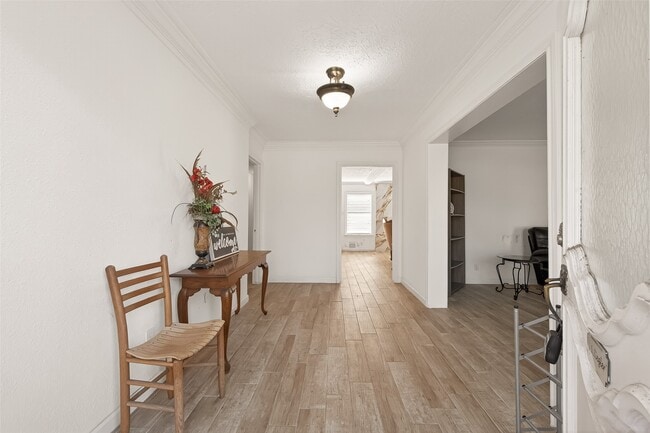 Photo - 3815 Fernglade Dr