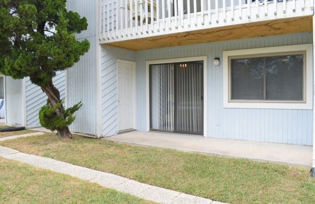 Photo - 39 Roberts Rd Unit #6