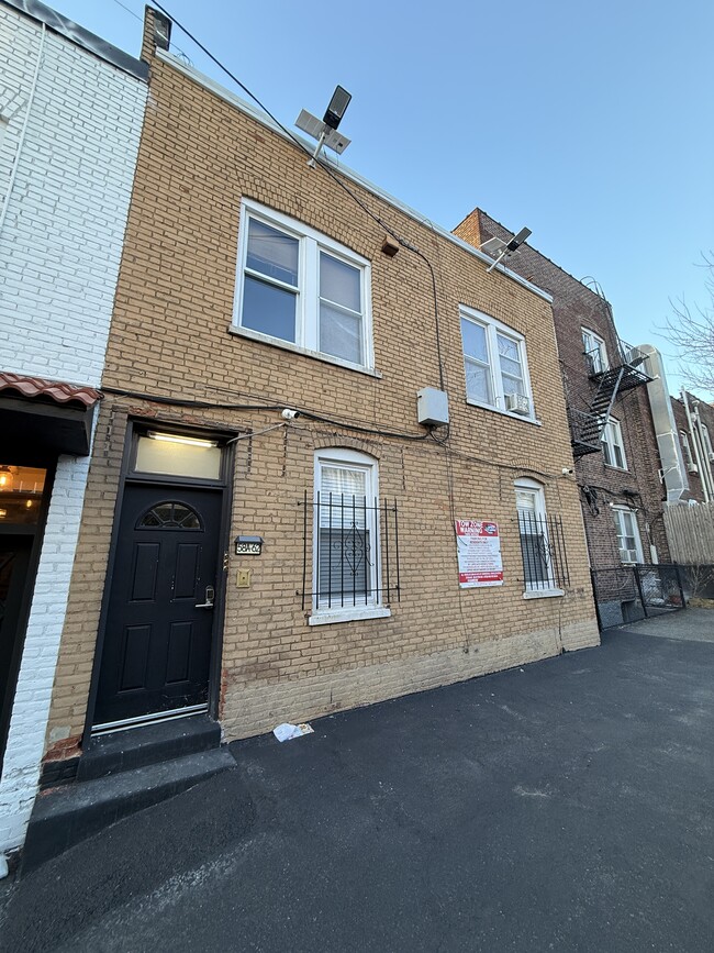 Photo - 58 62nd St Unit A