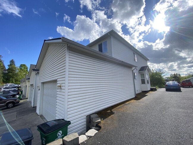 Photo - 857 N Garfield St Unit 859