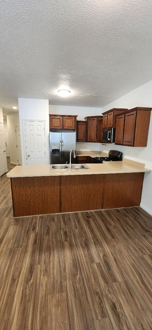 Photo - Beautiful 3 Bedroom Townhome in Pleasant Grove!!