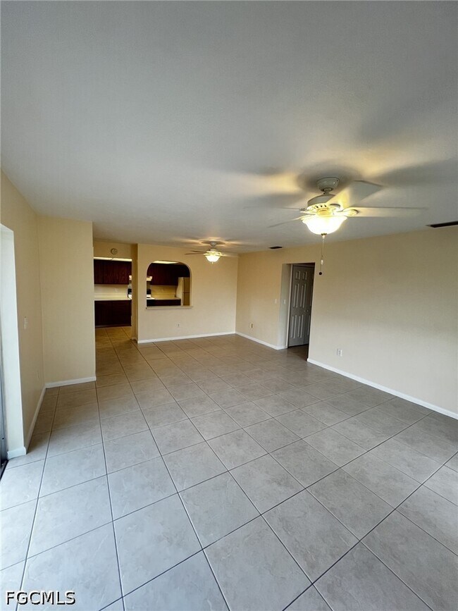 609 SE 23rd Pl