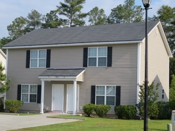 3 bedroom, 2 1/2 bath Duplex - 3 bedroom, 2 1/2 bath Duplex