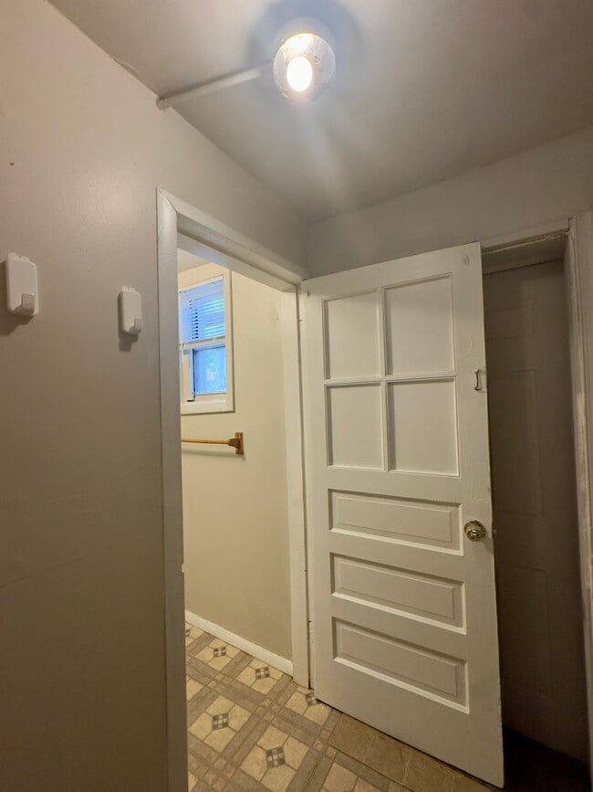 Photo - 16 N Madeira St