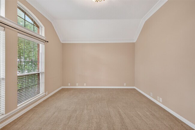 Photo - 14326 Manorbier Ln