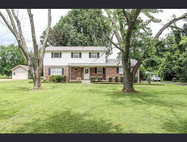 Building Photo - 214 Haynes Dr