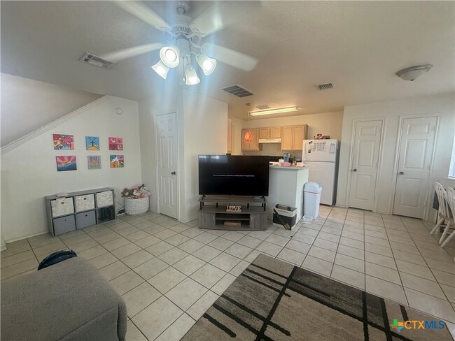 Photo - 103 Cedargrove