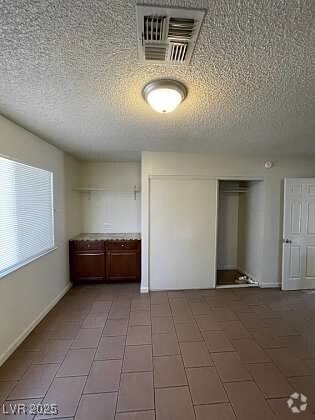 Building Photo - 3908 Montebello Ave Rental