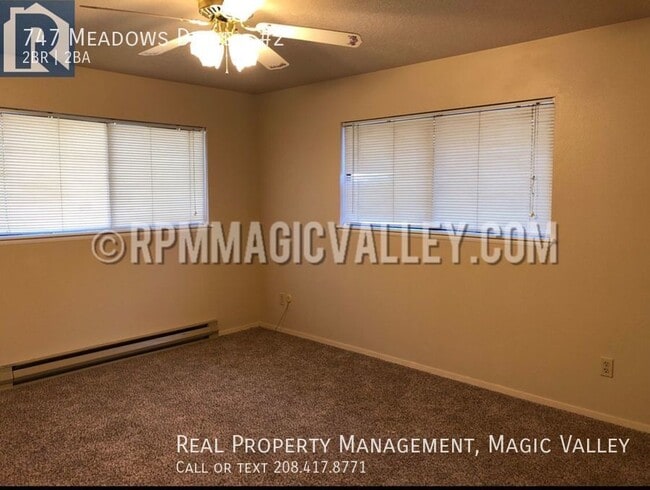 Photo - 747 Meadows Dr Unit #2