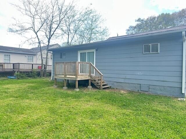 Photo - 745 E Henderson Dr