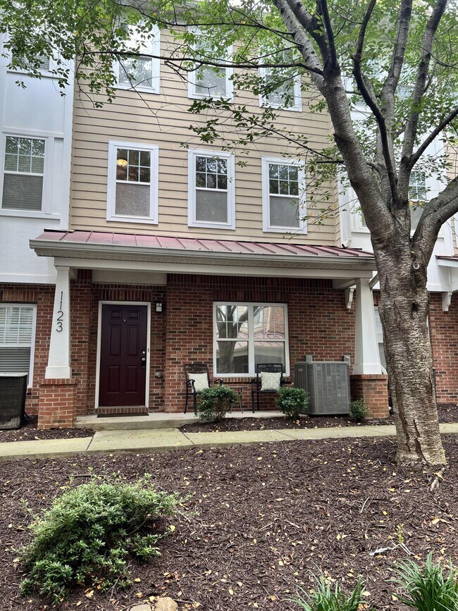 Photo - 1123 Ilana Ct