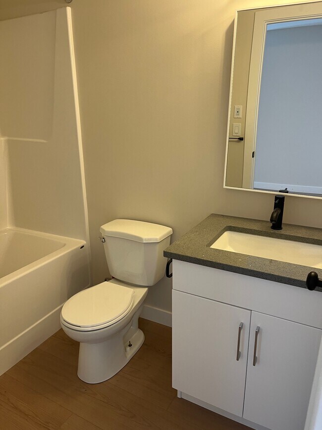 Photo - 345 Springfield Rd Unit 1