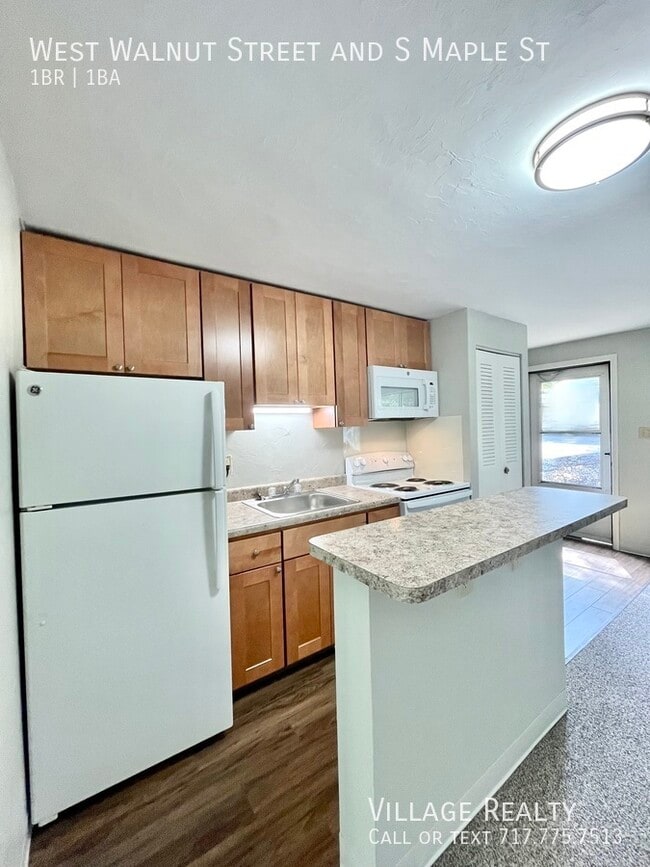 Photo - 76 W Walnut St Unit B